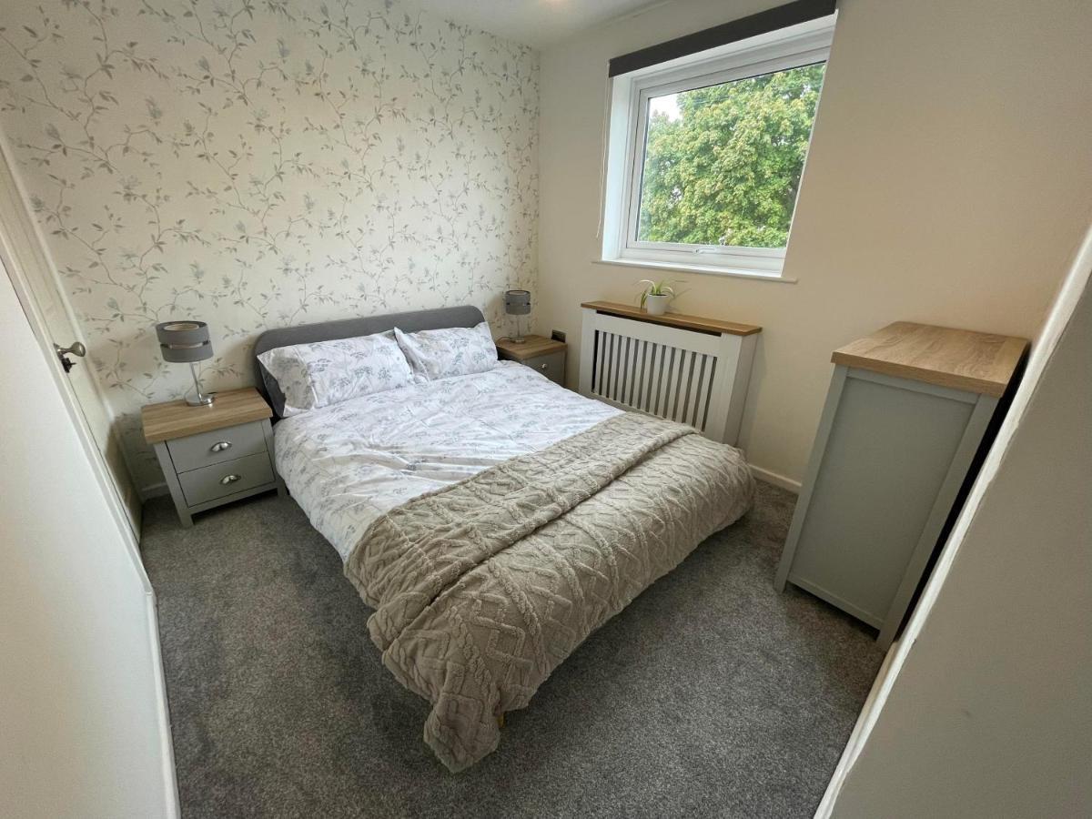 Leominster 3 Bedroom House Parking Garden Private 外观 照片