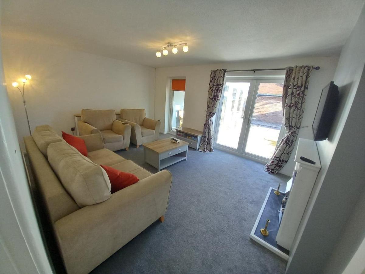 Leominster 3 Bedroom House Parking Garden Private 外观 照片