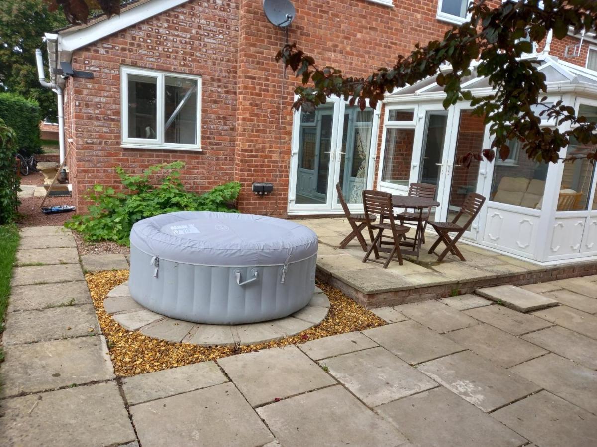 Leominster 3 Bedroom House Parking Garden Private 外观 照片