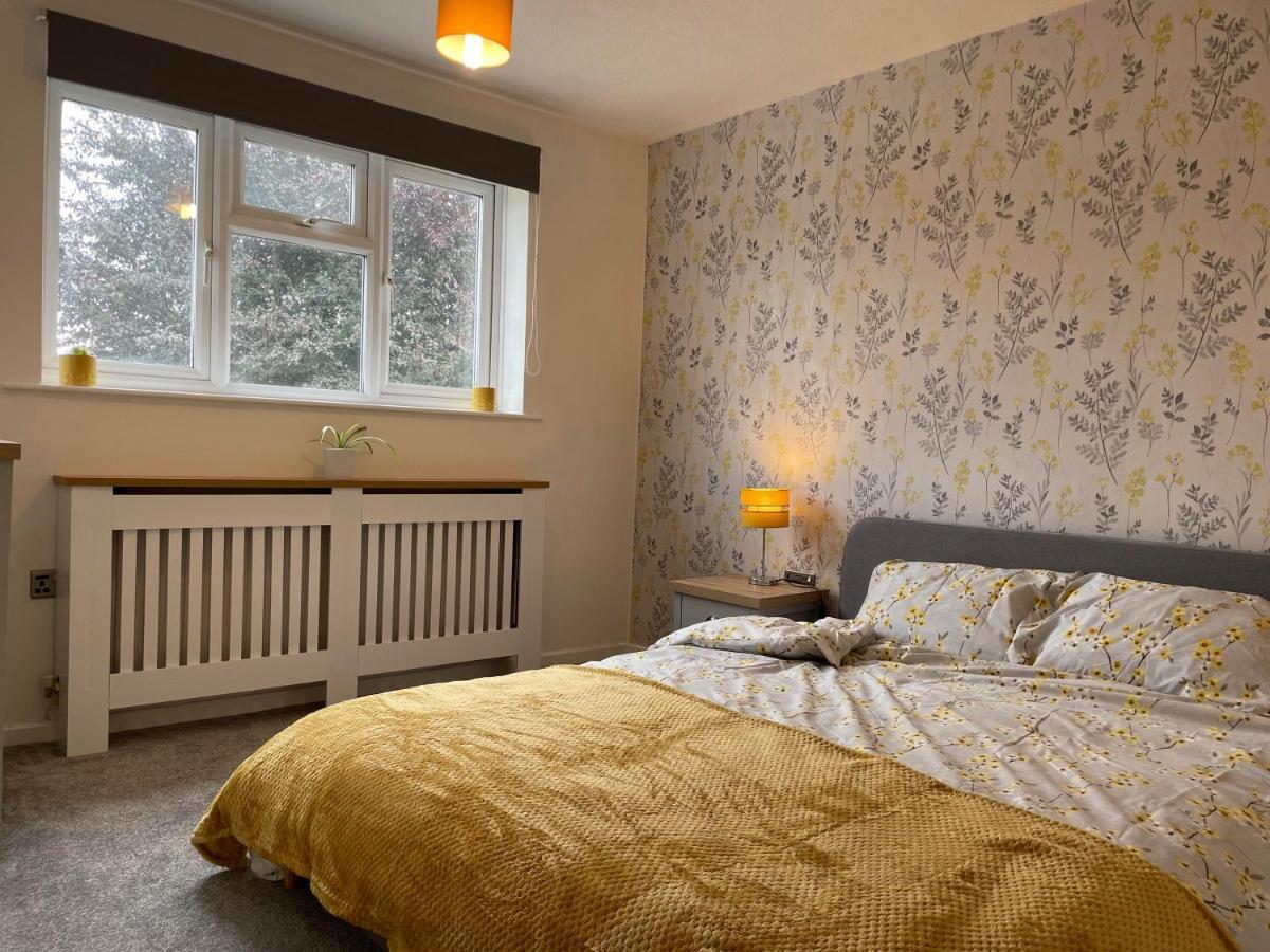 Leominster 3 Bedroom House Parking Garden Private 外观 照片
