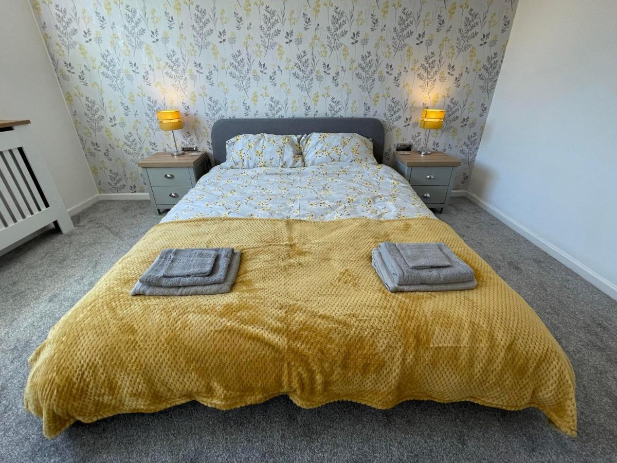 Leominster 3 Bedroom House Parking Garden Private 外观 照片